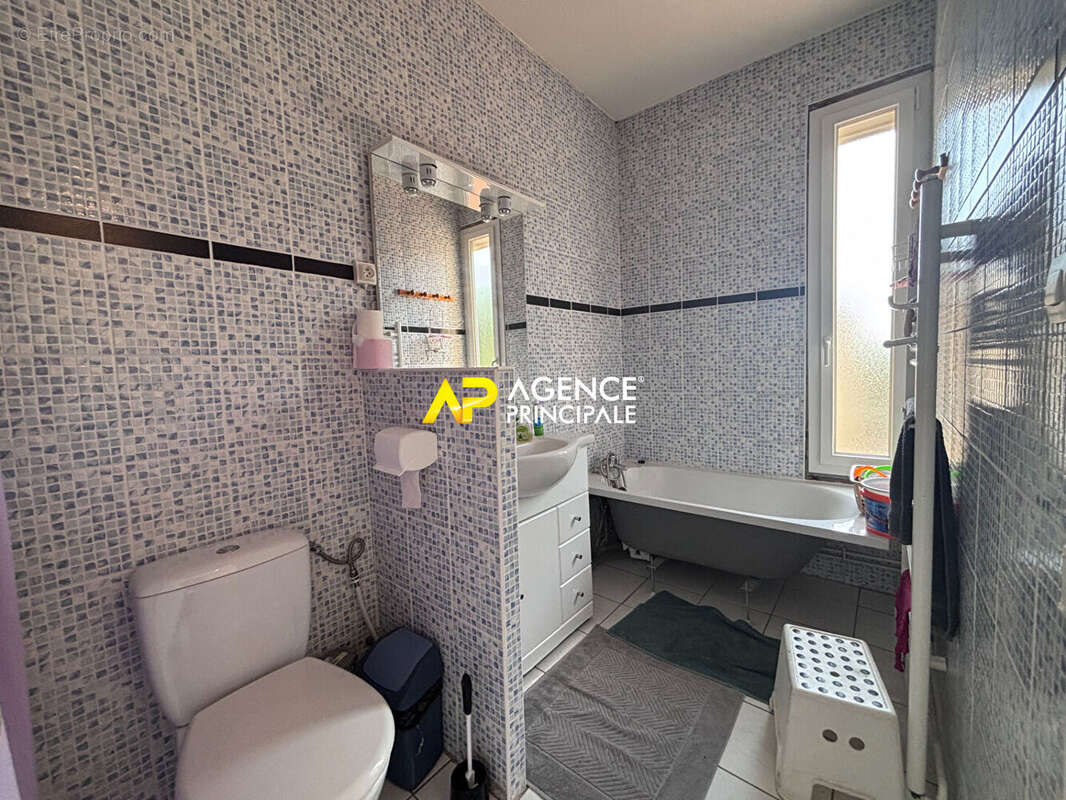 Maison à SARTROUVILLE