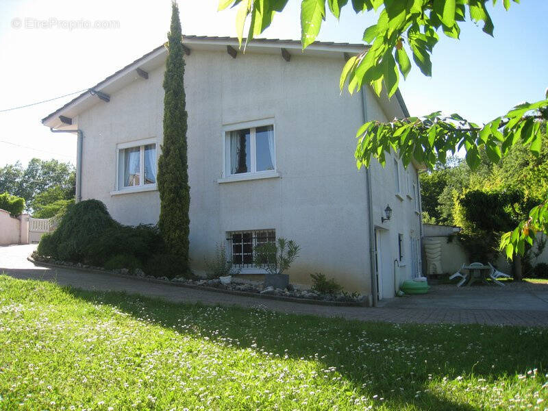 Maison à LAVARDAC