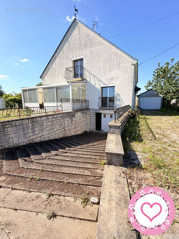 Maison 161 m² à Sully-Sur-Loire  - photo 2
