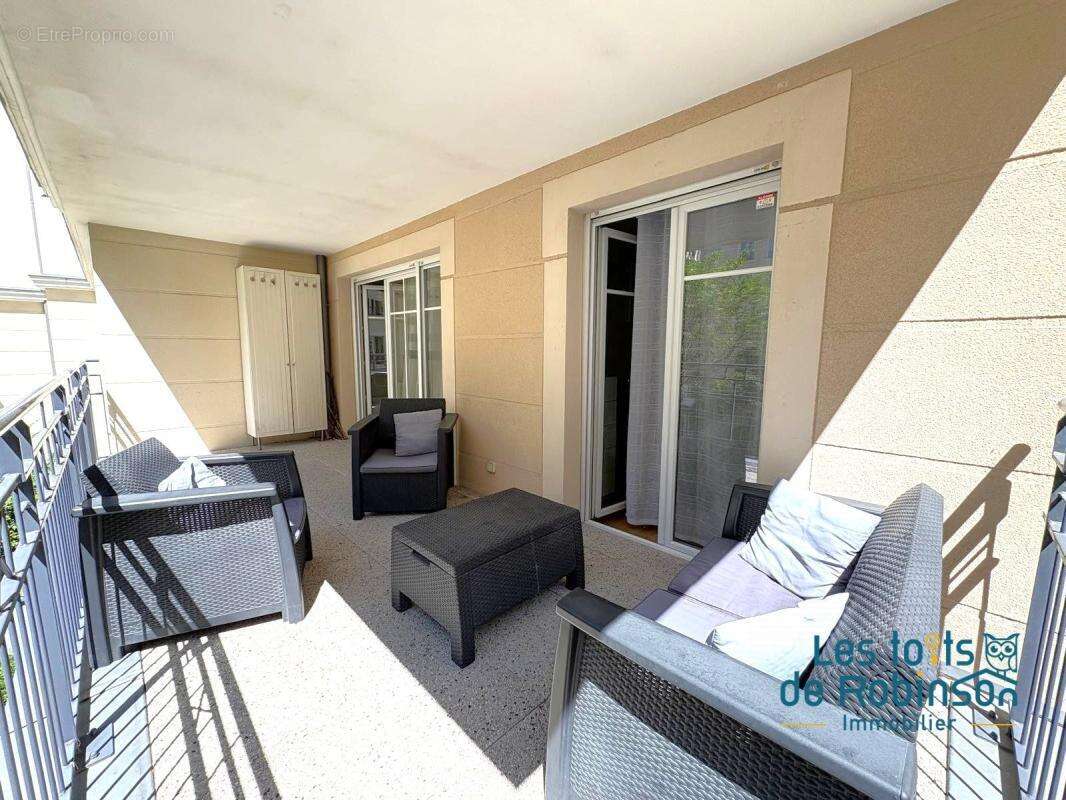Appartement à LE PLESSIS-ROBINSON
