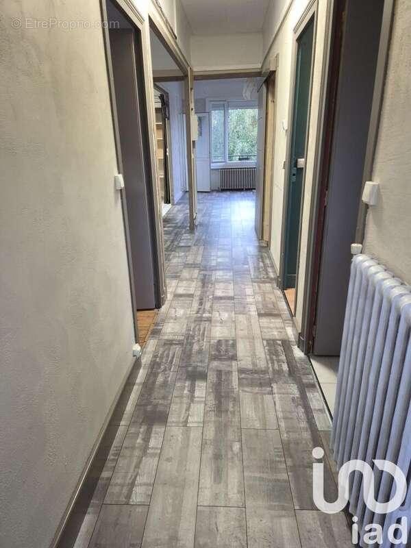 Photo 7 - Appartement à BELLERIVE-SUR-ALLIER