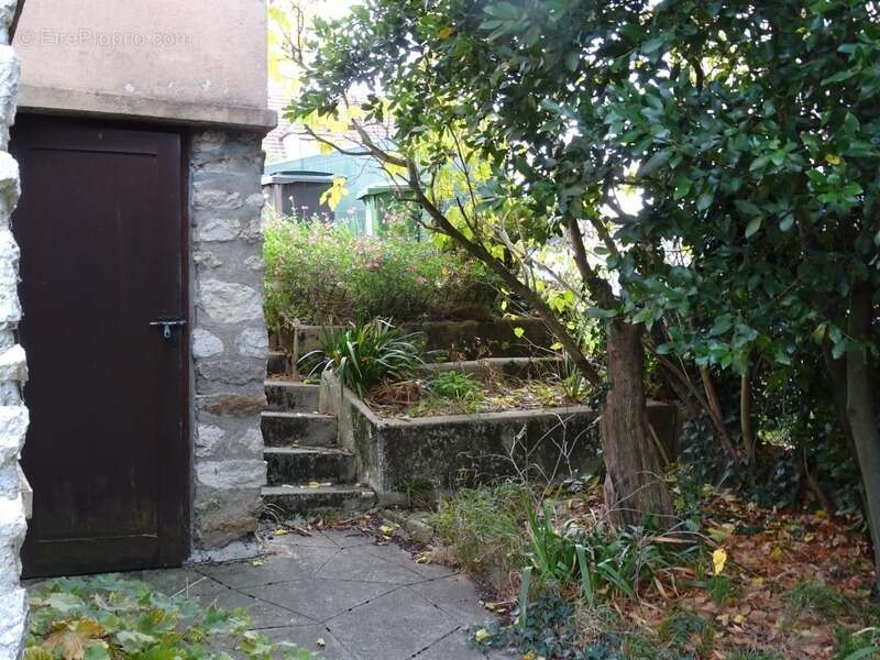Maison à VILLENEUVE-SAINT-GEORGES