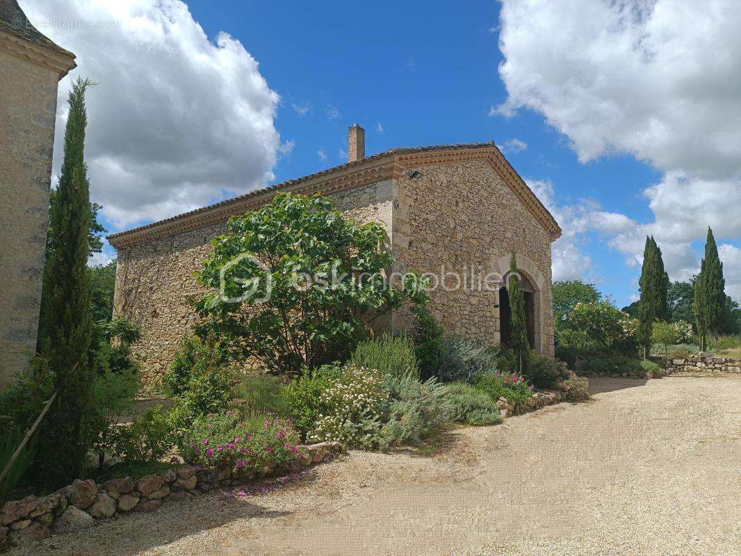 Maison à SAINT-LEONARD