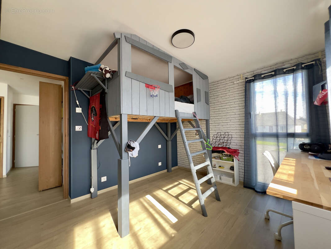 Maison à LA MEZIERE