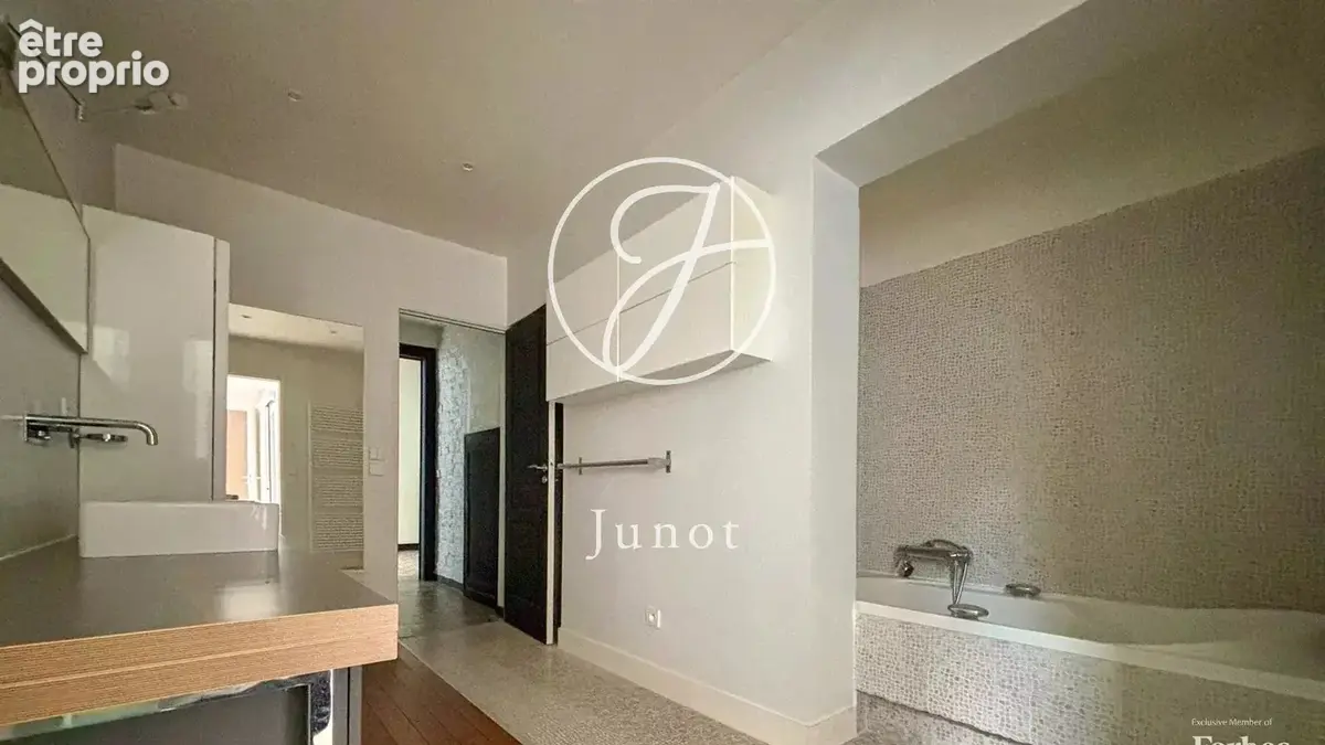 Lille – PARC JEAN-BAPTISTE LEBAS – Triplex bourgeois à vendre – 5 pièces - 152m² – Terrasse  - Cave - photo 9
