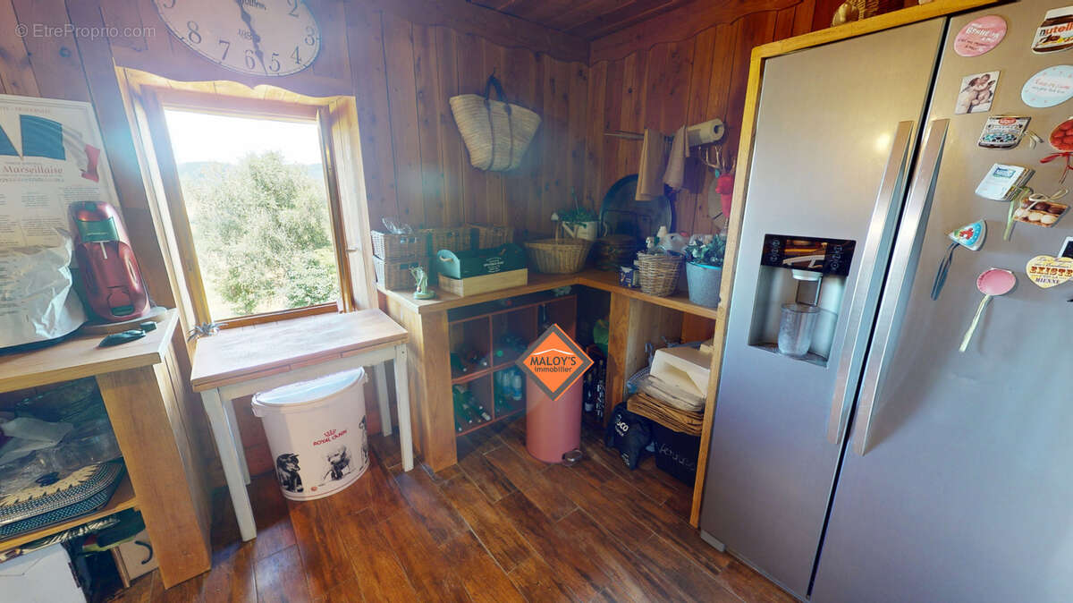 Maison à SAINT-JUST-D&#039;AVRAY