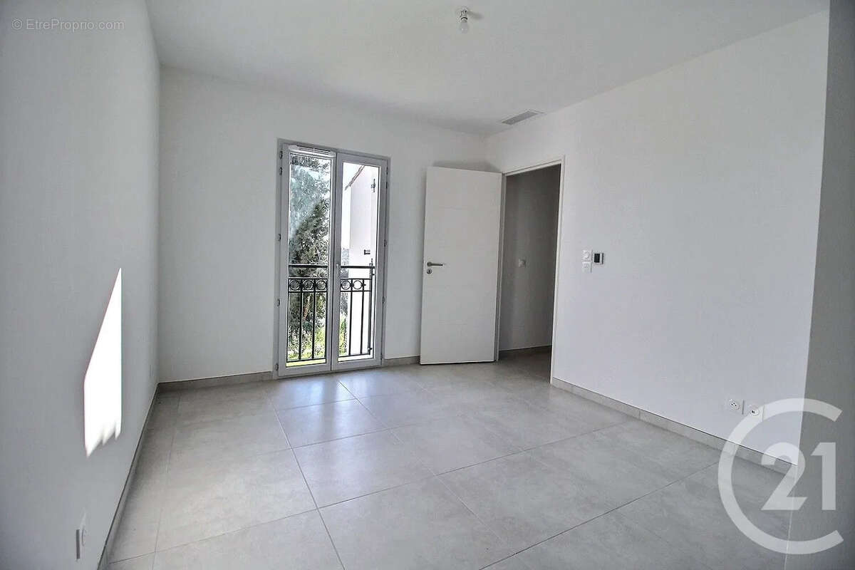 Maison à OPIO