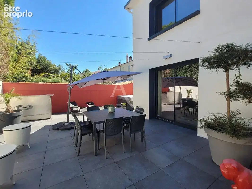 Photo Maison à La Rochelle au prix de 740 000€