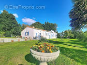 Maison à BOUTENAC-TOUVENT