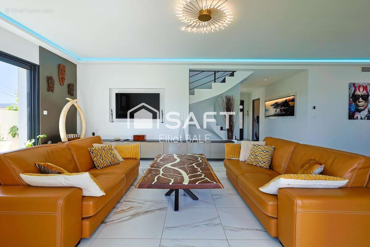 Photo 7 - Maison à COGOLIN