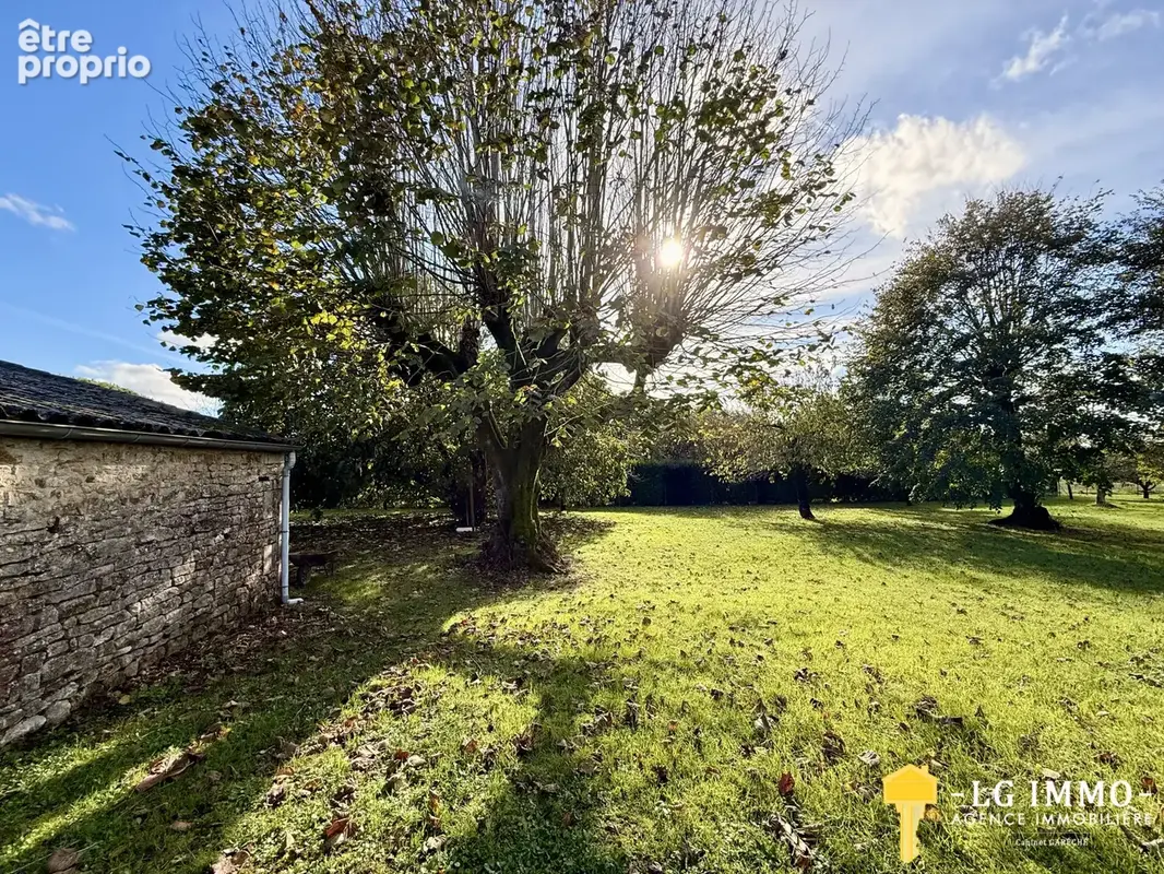 Lot de deux maisons d'habitation, grange, atelier et terrain clos - photo 20