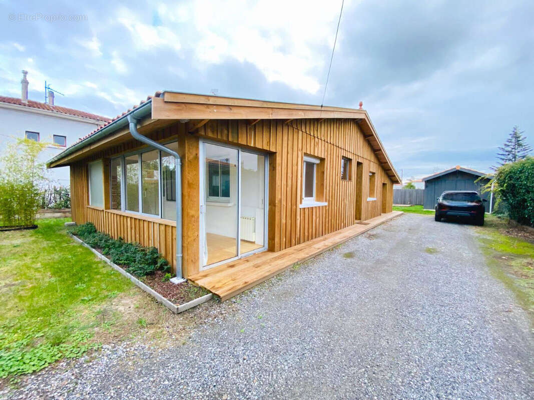 Maison à GUJAN-MESTRAS