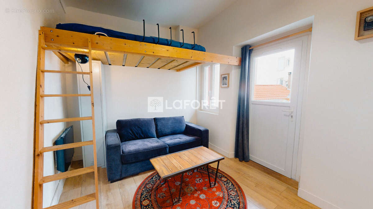 T1 bis de charme au coeur de Biarritz - 23 m² - photo 2