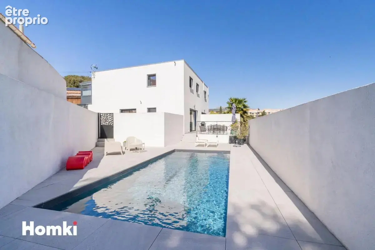 Maison/Villa T4 de 90 m² à Marseille 13013 - photo 2