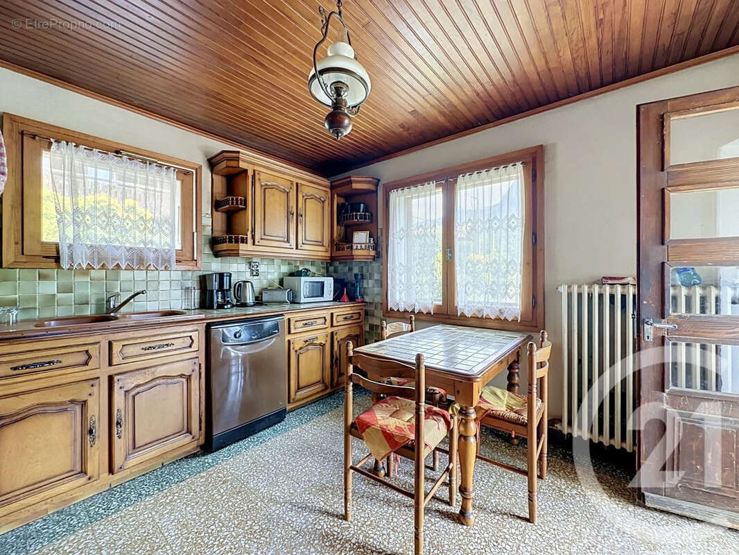 Maison 334 m² à Morzine  - photo 5
