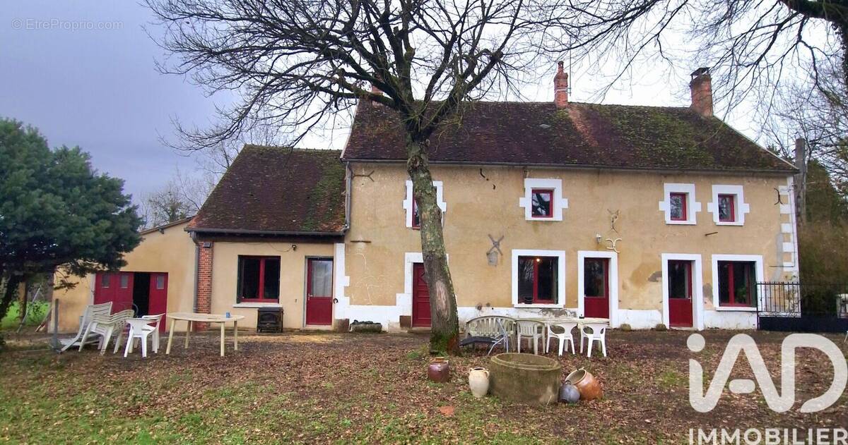 Photo 1 - Maison à SAINT-AMAND-EN-PUISAYE