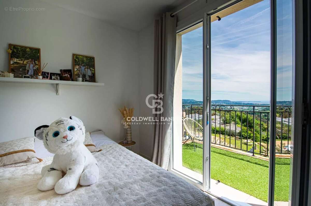 Appartement à PEGOMAS