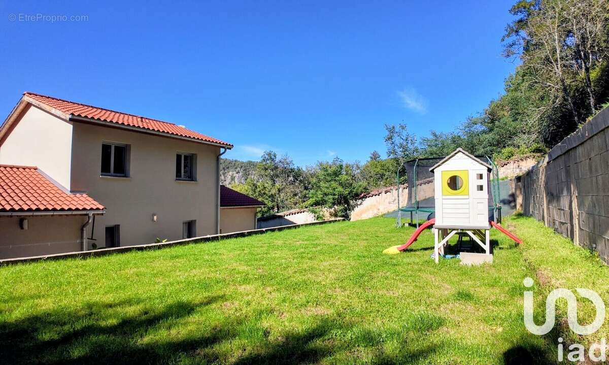 Photo 2 - Maison à SAINT-PAUL-EN-CORNILLON