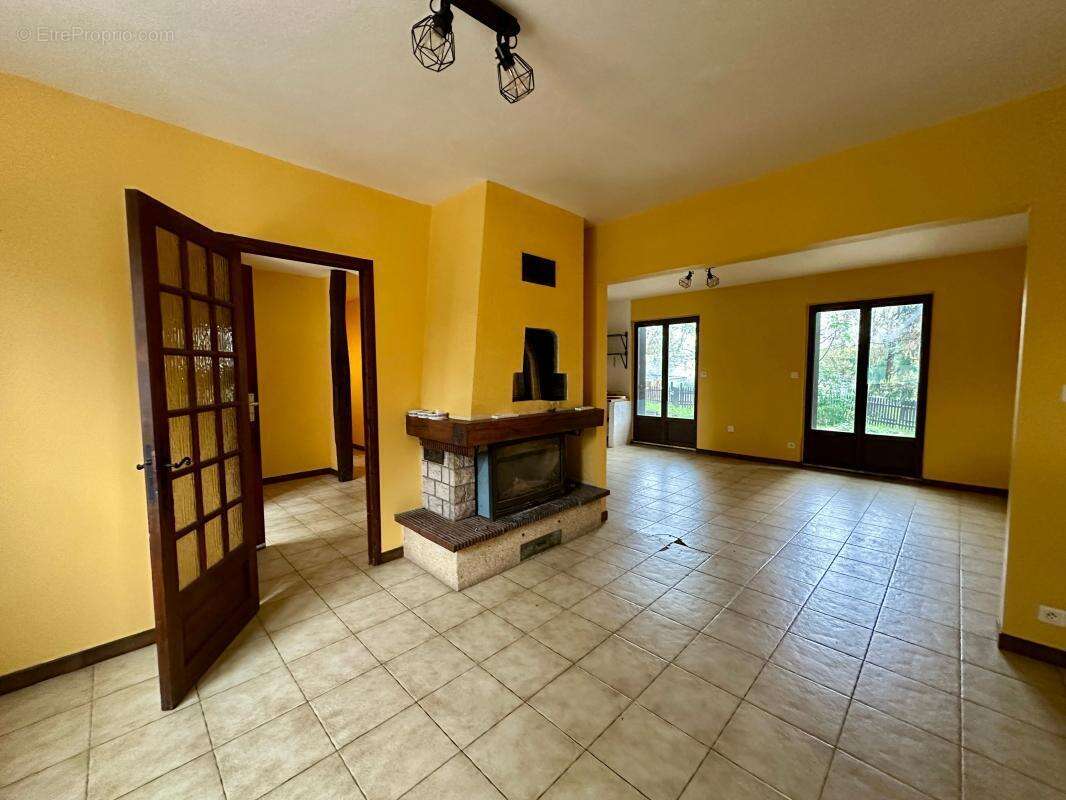 Maison à FENOUILLET-DU-RAZES