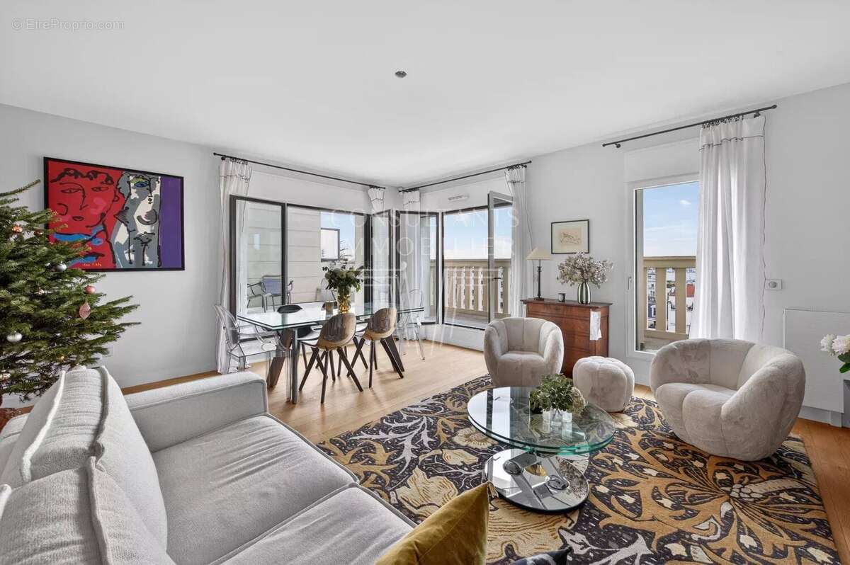 Appartement à LEVALLOIS-PERRET