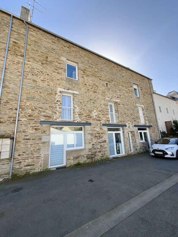 Immeuble de rapport à vendre   Emplacement idéal à Lannion - photo 2