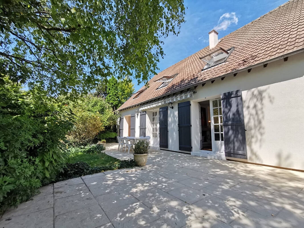 Maison à BAILLEAU-ARMENONVILLE