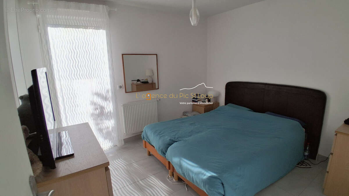 Appartement à LE CRES