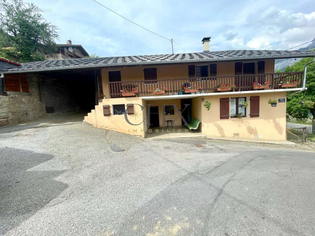 Maison à SALLANCHES