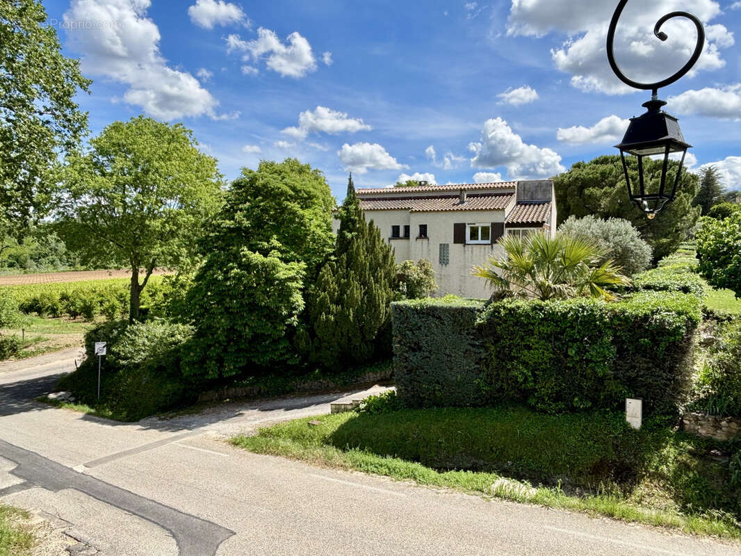 Maison familiale - vue dégagée - possibilité de deux logements ou activité - photo 19