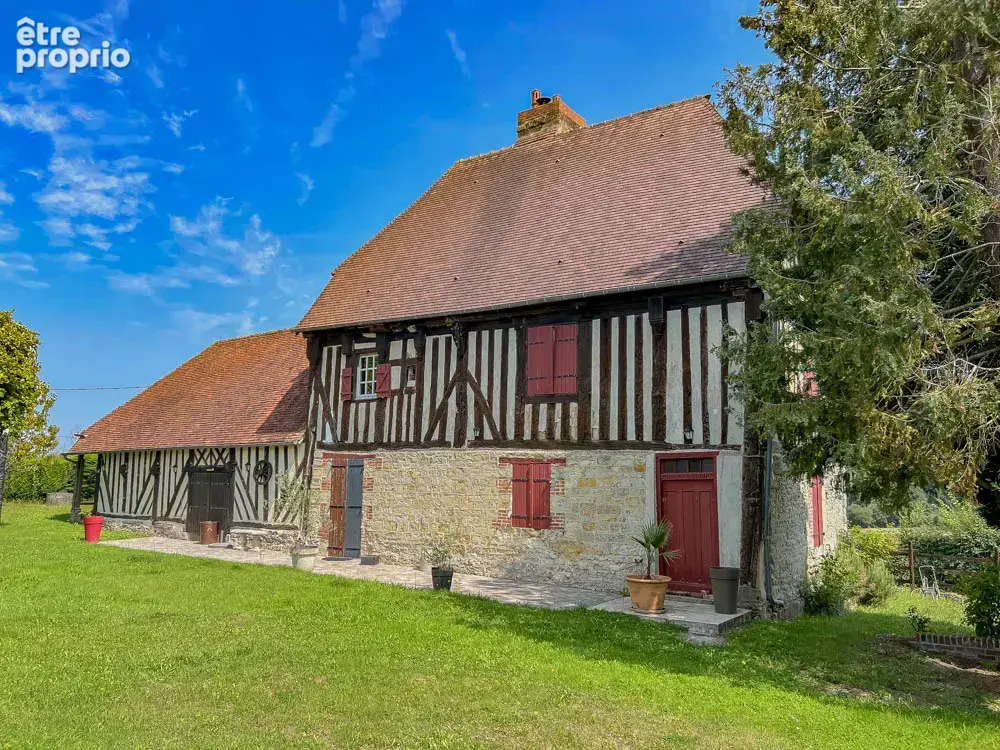 EXCLUSIVITE SOCOGEFIM : Maison en colombages et pierre et briques de charme avec très belle vue - photo 1