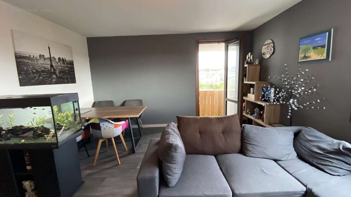 Appartement à ONET-LE-CHATEAU