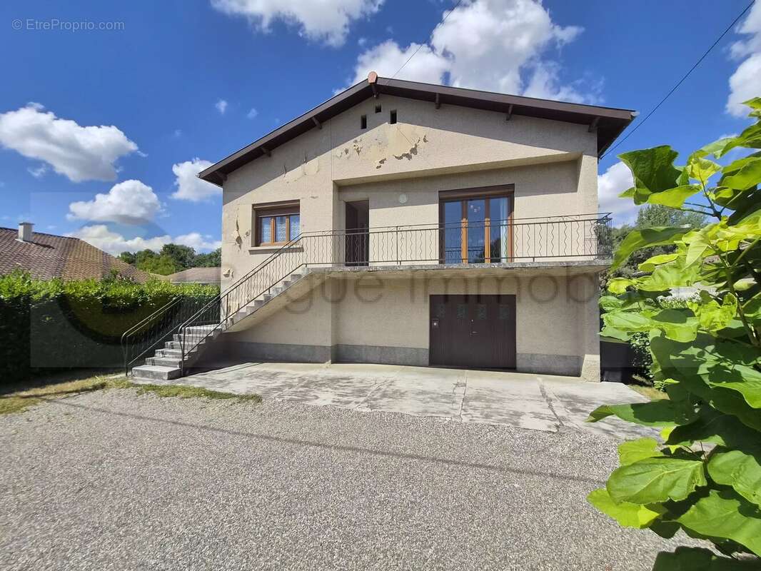 Maison à LEGUEVIN