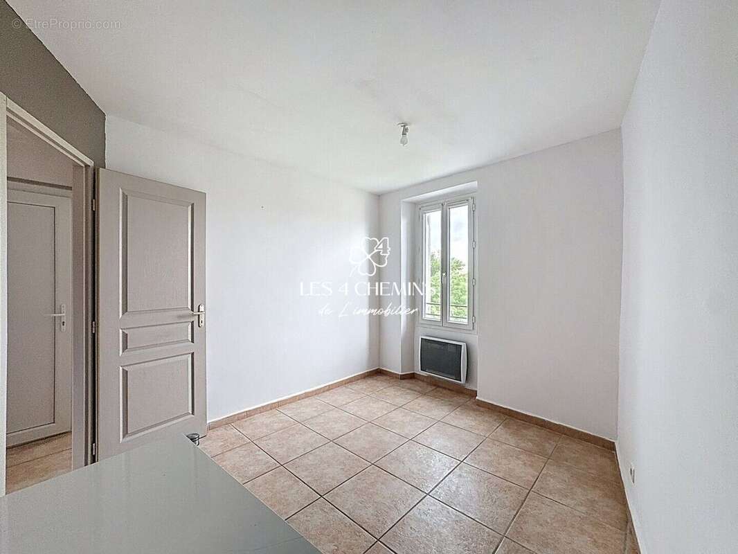 Appartement à TRETS