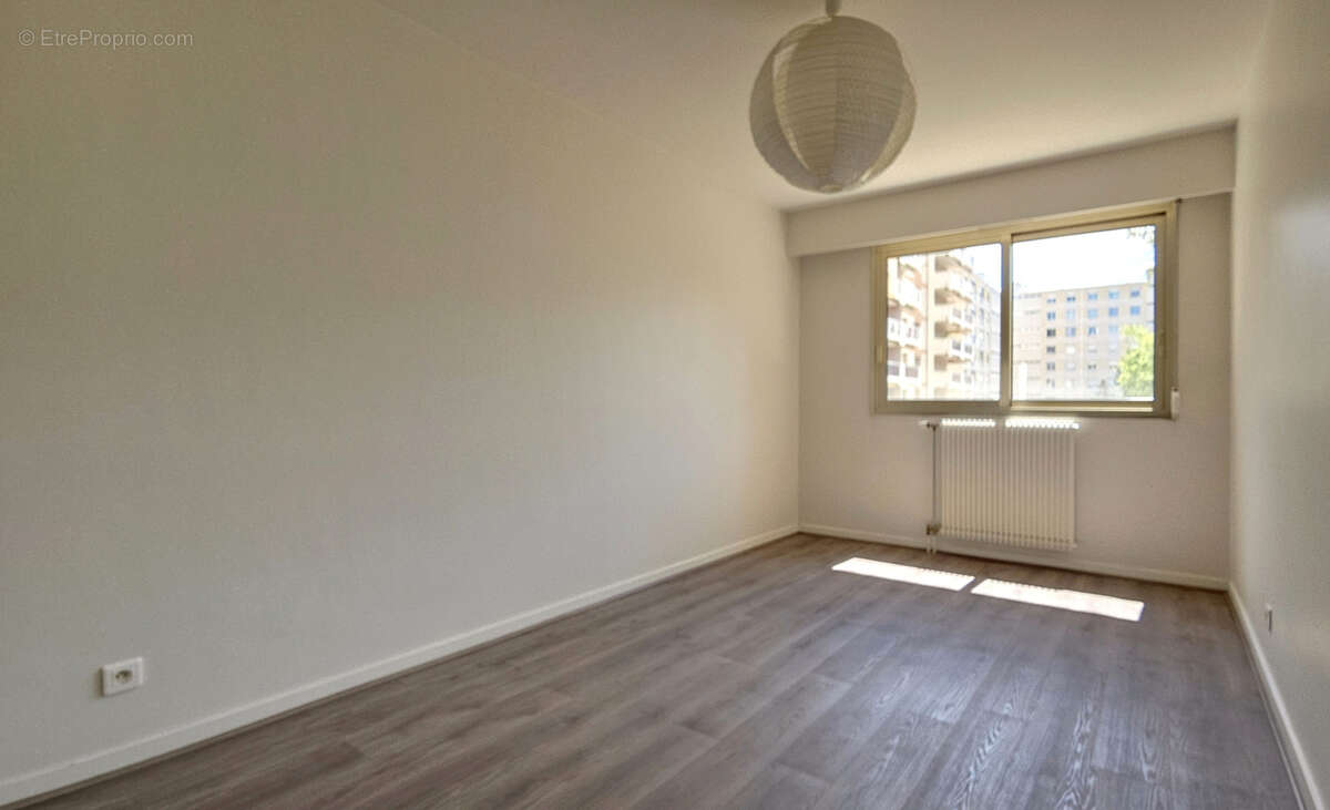 Appartement à LYON-6E