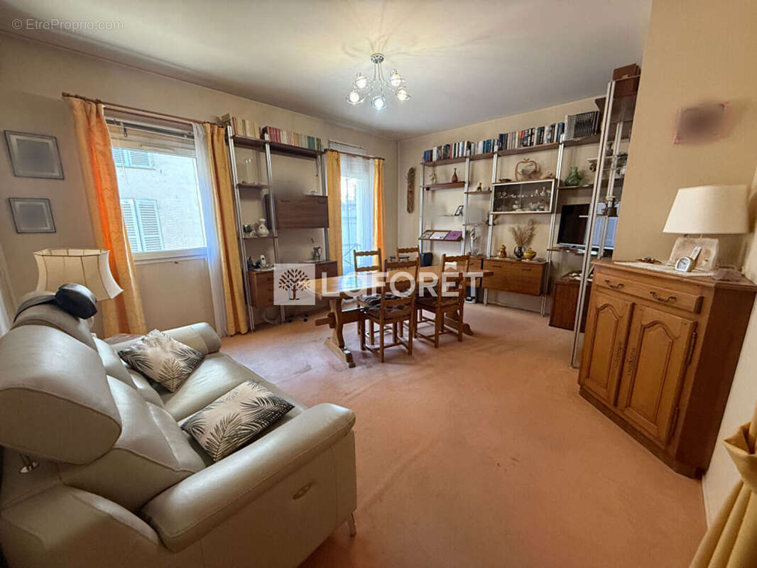 Appartement à MEULAN