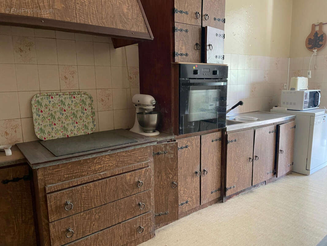 IMG_9835 - Commerce à OLORON-SAINTE-MARIE