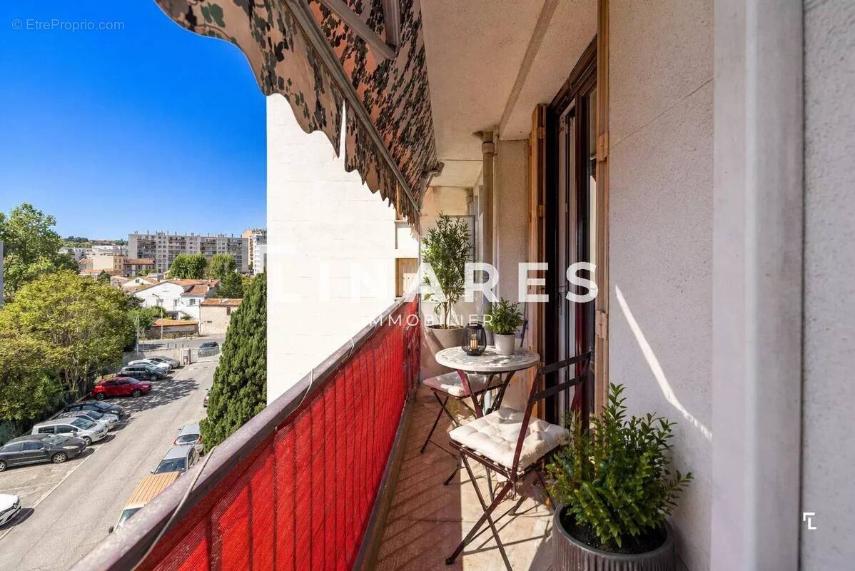 Appartement à MARSEILLE-13E