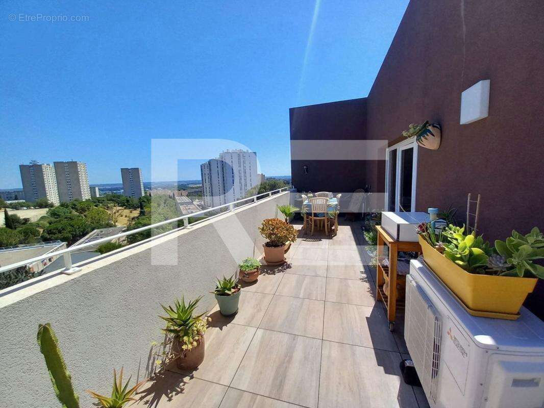 Appartement à NIMES