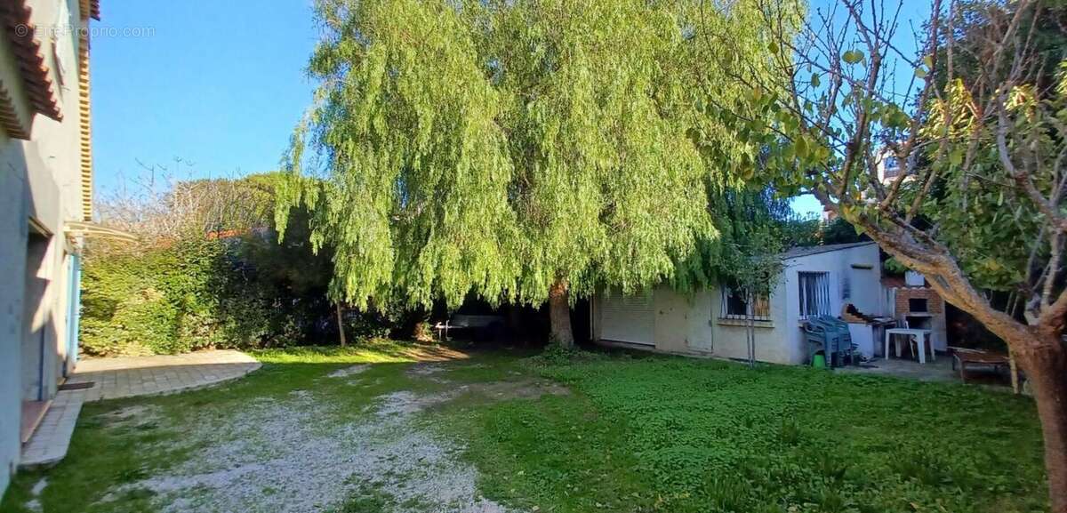 Maison à SIX-FOURS-LES-PLAGES