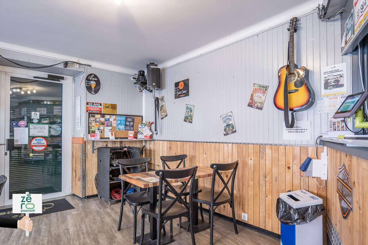 Commerce à LA FERRIERE