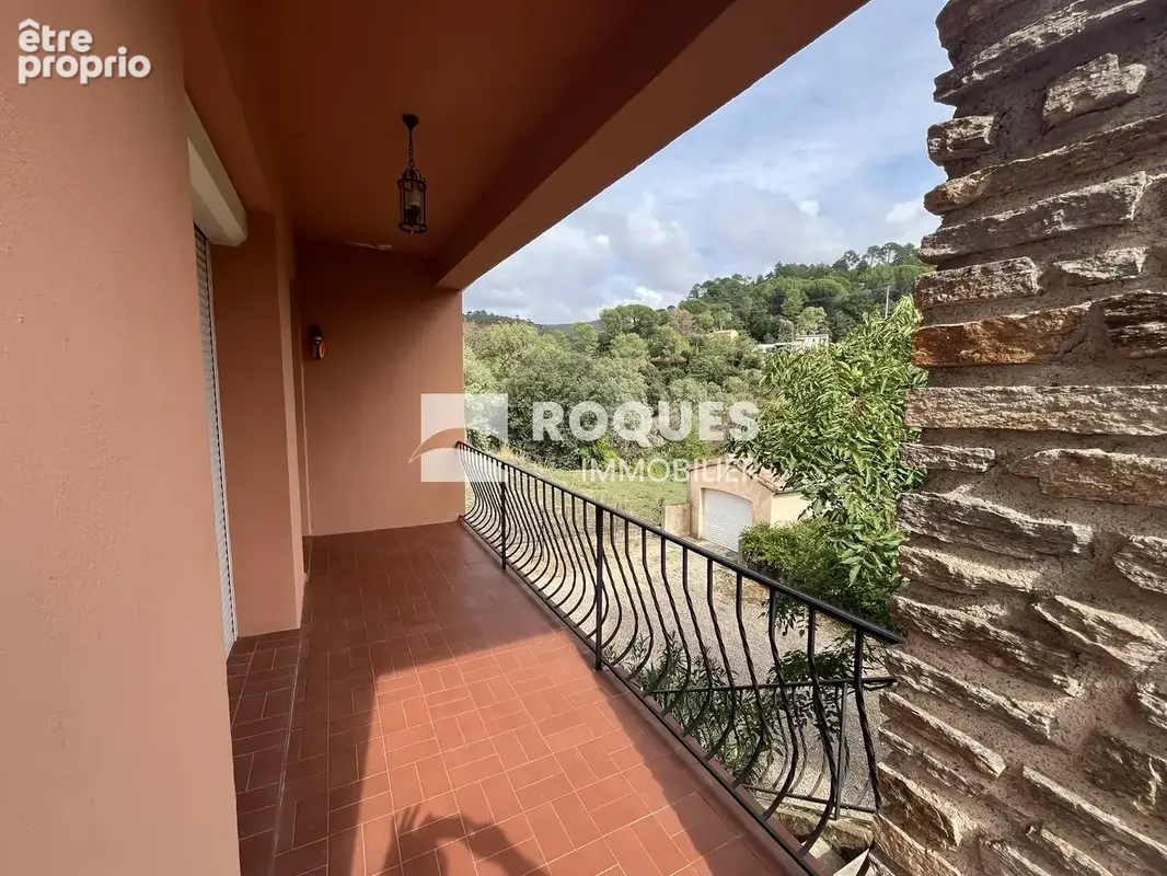 A Vendre, maison composée de trois appartements avec terrain, Lamalou les bains - photo 8
