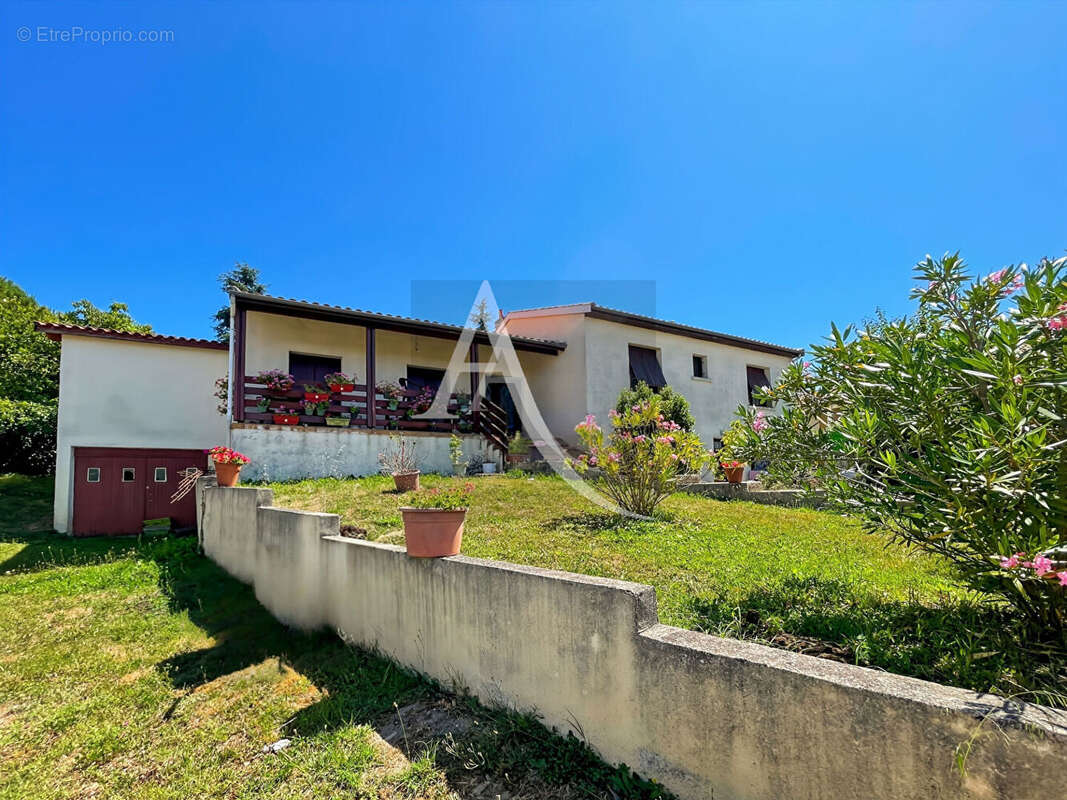Maison familiale offrant de beaux volumes intérieurs - 5 chambres - 163 m2 - photo 3