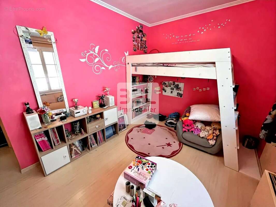 Maison à BAGNOLS-SUR-CEZE