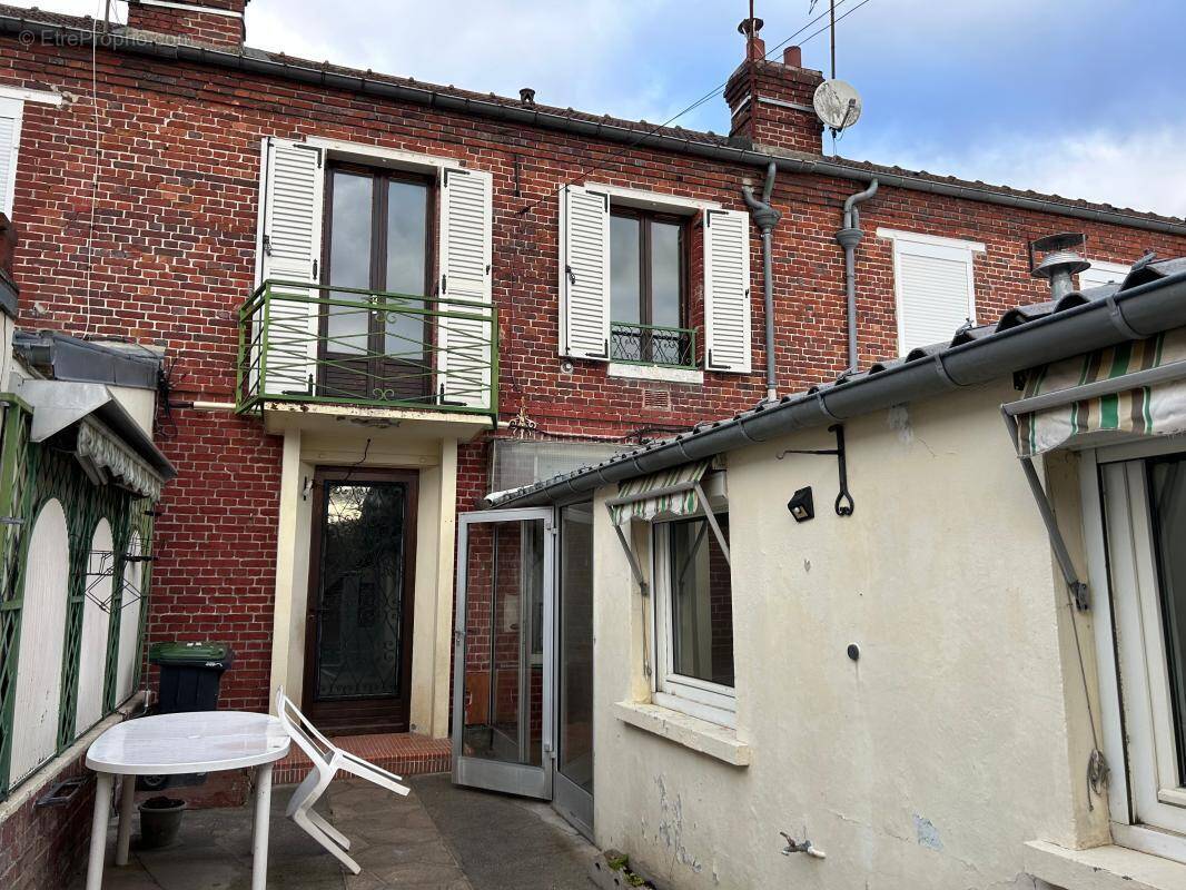 Maison à SAINT-JUST-EN-CHAUSSEE