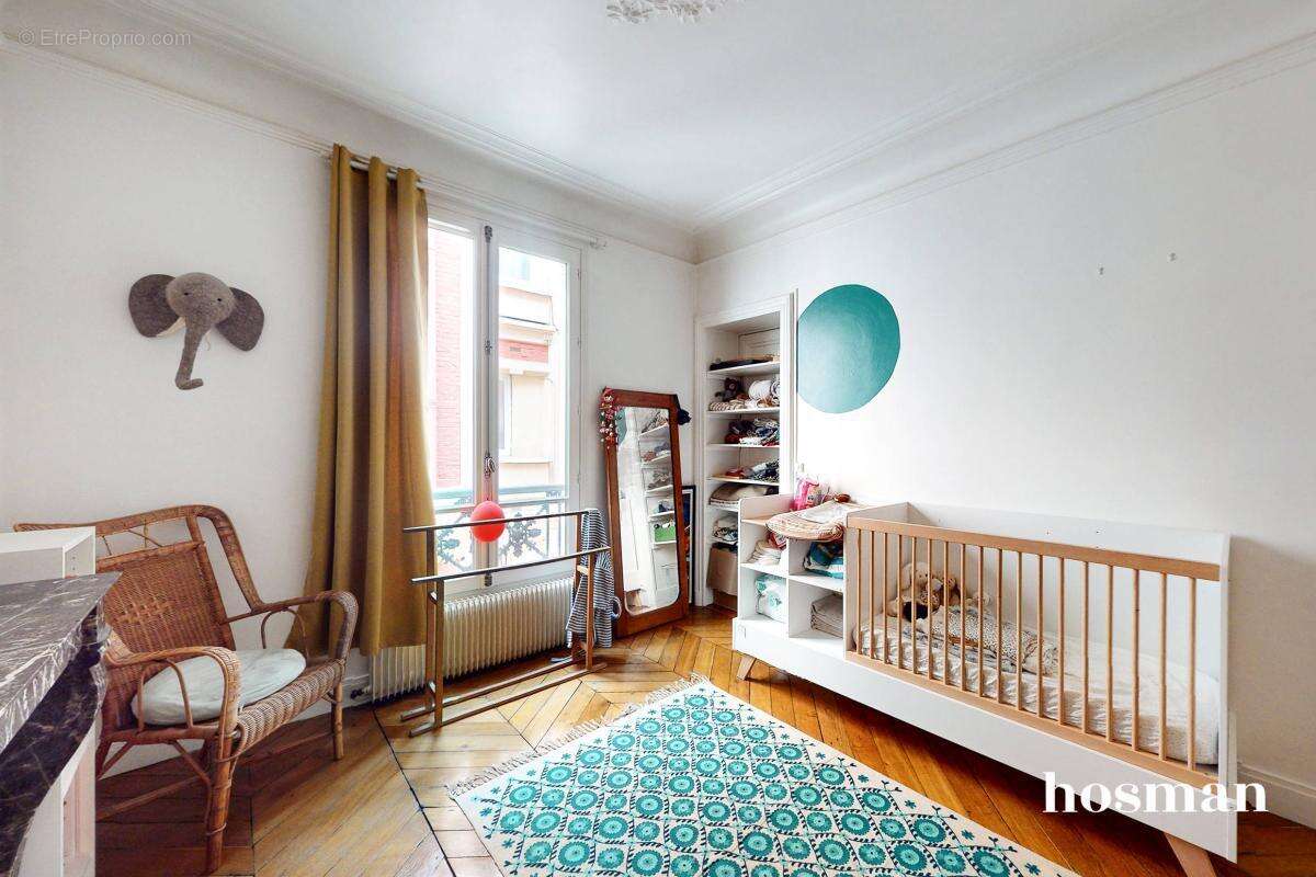 Appartement à PARIS-10E