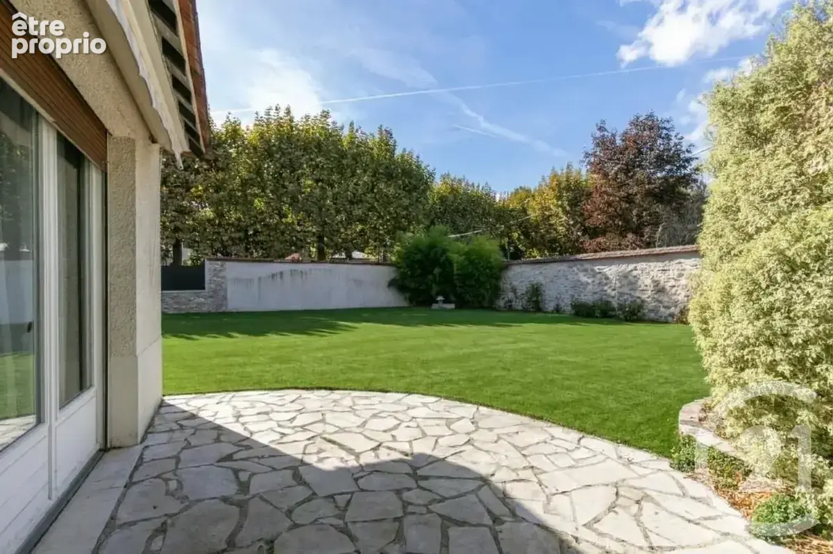 Maison 8 pièces 186 m² à vendre à Saint-Maur-Des-Fosses (94100) - photo 10