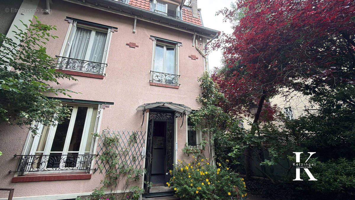 Maison à PARIS-20E