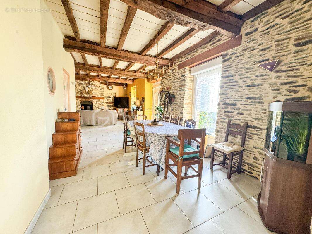 Maison à CHATEAUBOURG