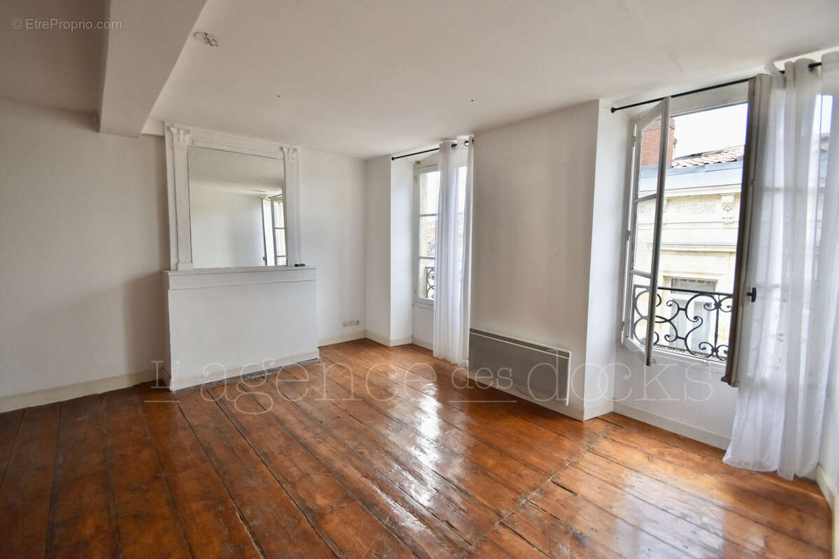 Appartement à BORDEAUX