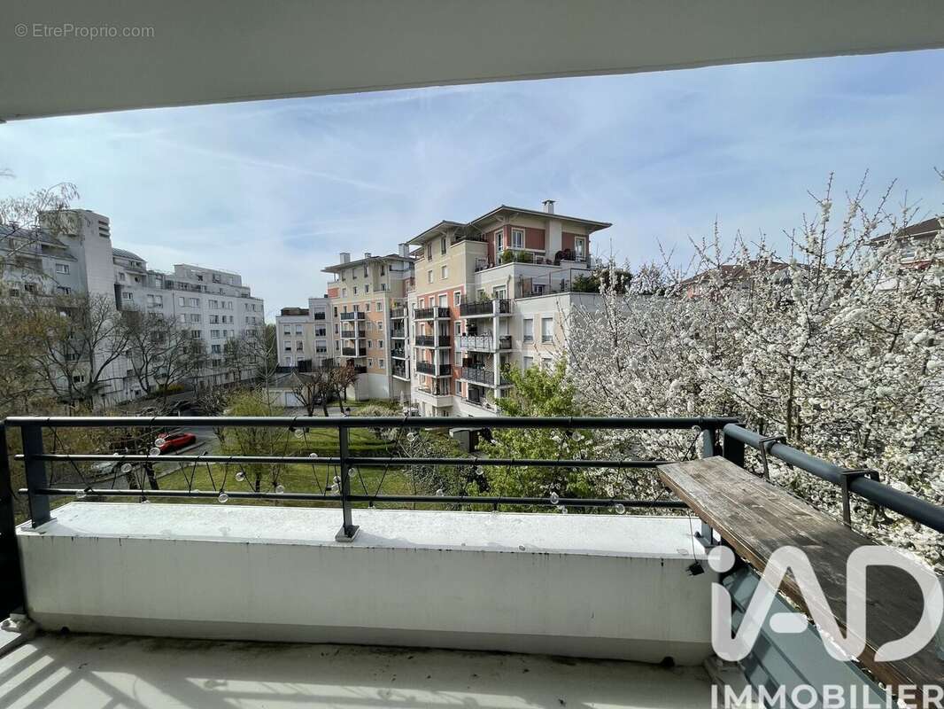 Photo 2 - Appartement à VILLENEUVE-LA-GARENNE